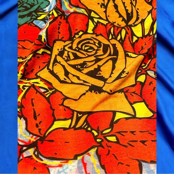 LOVE STITCH Floral Graphic Tee 💕~ Women Size MEDIUM - Picture 7 of 13